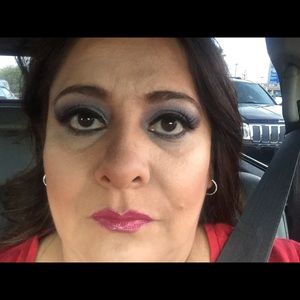 Meet your Posher, Paulina